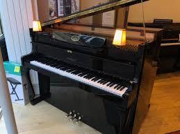 SCHIMMEL 112/9 LAMPARITAS Negro Pulido PIANO VERTICAL