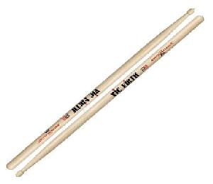 VIC FIRTH 85A HICKORY BAQUETA